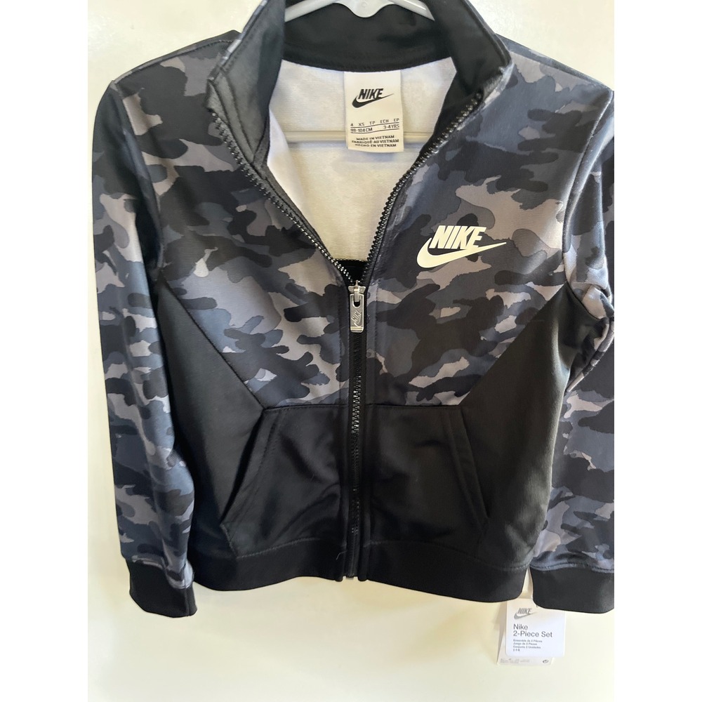 Nike Boys Camo Tracksuit Set Full Zip Jacket and Shorts Black Grey 4 XS 3-4YRS - Picture 2 of 6